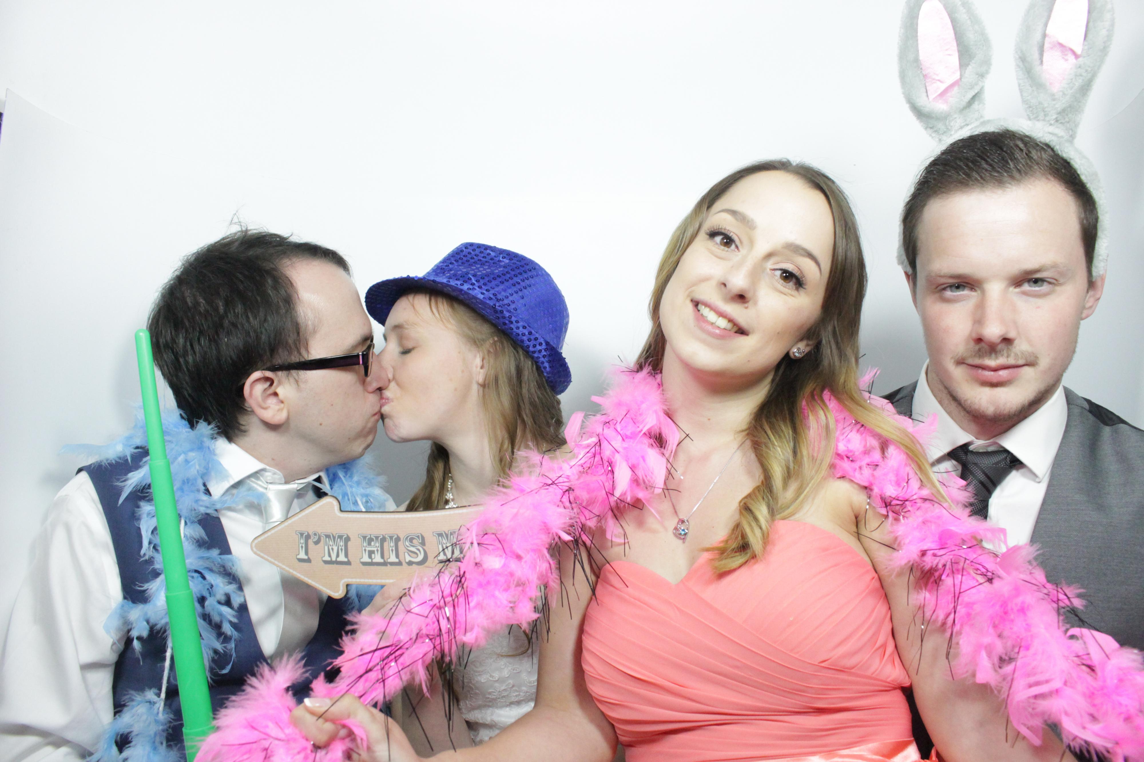 Jordan and Jessica's Wedding | View more photos from the event at gallery.partyspiritphotobooth.com/u/PartySpiritPhotoBooth/Jordan-and-Jessicas-Wedding